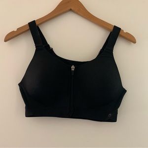 Layers size large black sports bra